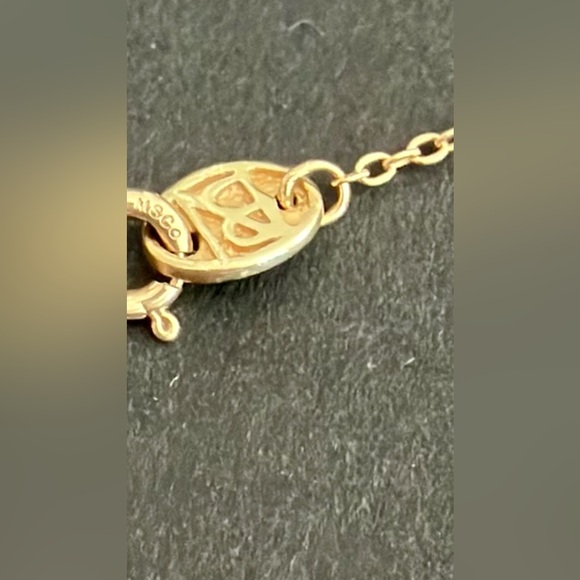 Solid 14k yellow gold heart necklace - Picture 8 of 15